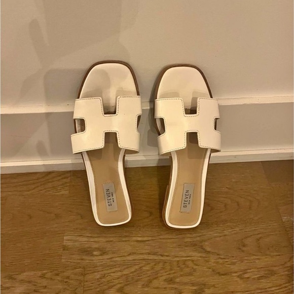 Steve Madden slide sandals white size 7.5 - Picture 2 of 3